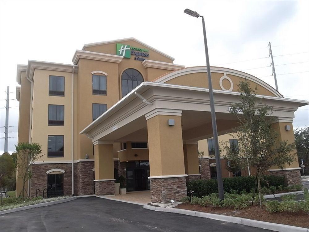Holiday Inn Express Hotel & Suites Orlando East-Ucf Area By Ihg Alafaya Exterior photo