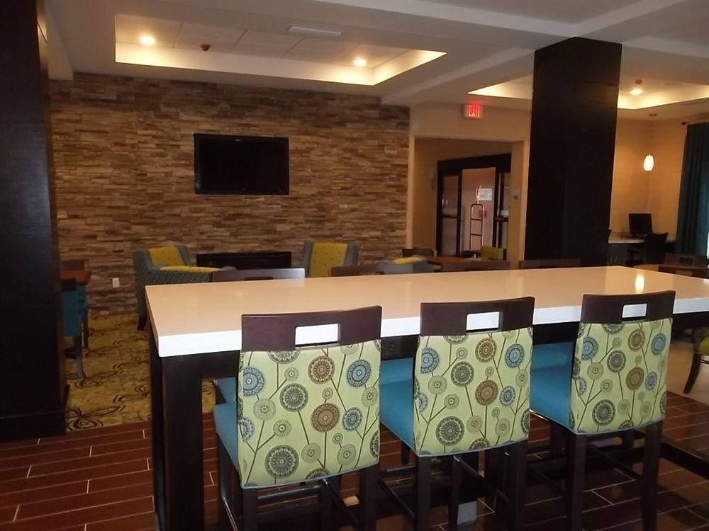 Holiday Inn Express Hotel & Suites Orlando East-Ucf Area By Ihg Alafaya Exterior photo