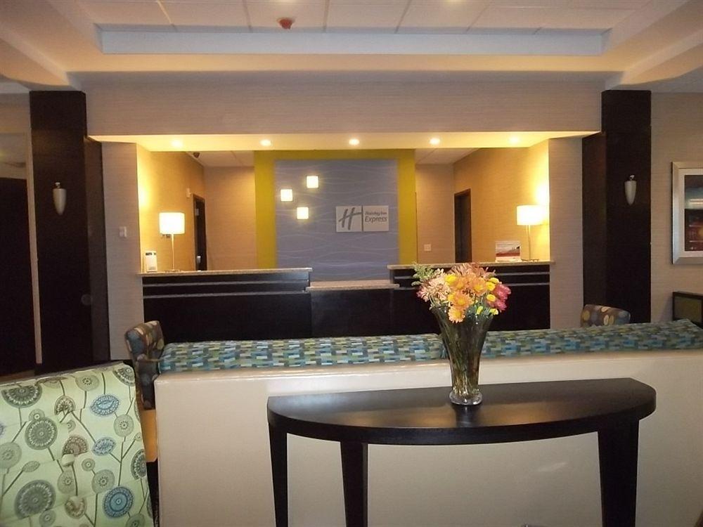 Holiday Inn Express Hotel & Suites Orlando East-Ucf Area By Ihg Alafaya Exterior photo