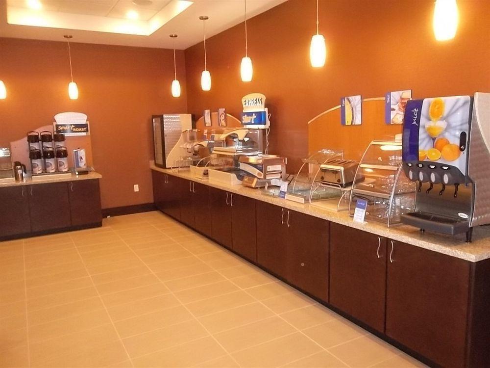 Holiday Inn Express Hotel & Suites Orlando East-Ucf Area By Ihg Alafaya Exterior photo